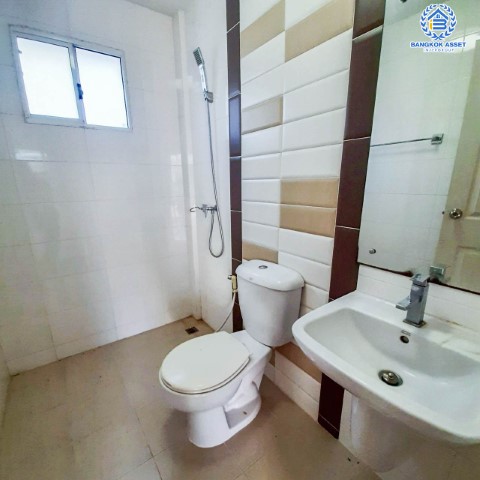 ทาวน์เฮ้าส์มือสองนนทุบุรี ม.เดอะทรัสต์ทาวน์ ราชพฤกษ์-รัตนาธิเบศร์ #หลังมุม เนื้อที่มากถึง 24.7 ตร.ว. ฟังก์ชัน 3 ห้องนอน 2 ห้องน้ำ 2 ที่จอดรถ สภาพดี ทำเลติดถนนราชพฤกษ์ ใกล้เซ็นทรัลเวสต์เกต และรถไฟฟ้าสายสีม่วง "สถานีบางรักน้อยท่าอิฐ" จองเลย!